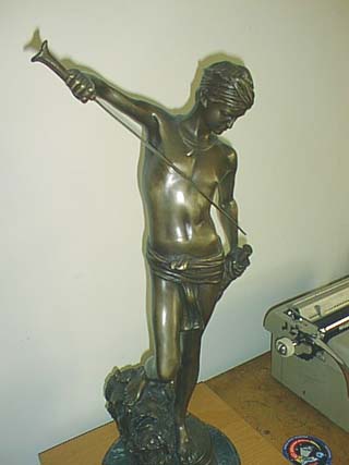 David Vainqueur by Mercie - by Sun Foundry